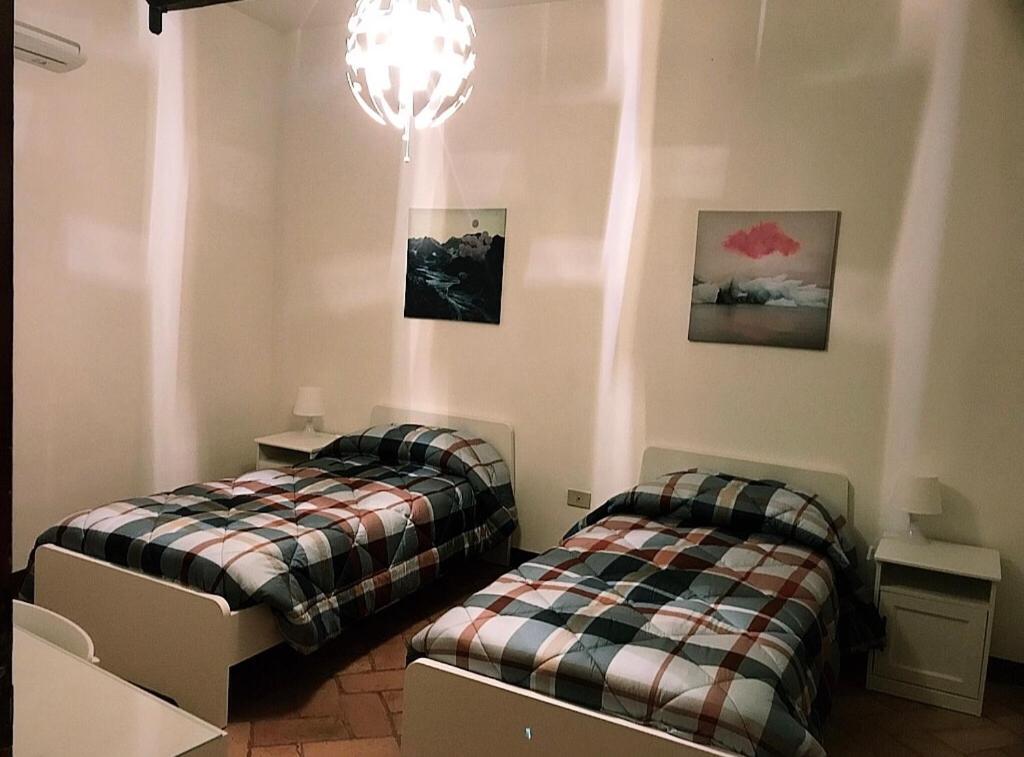 カメリーノ La Torre Di Morro Bed & Breakfast エクステリア 写真