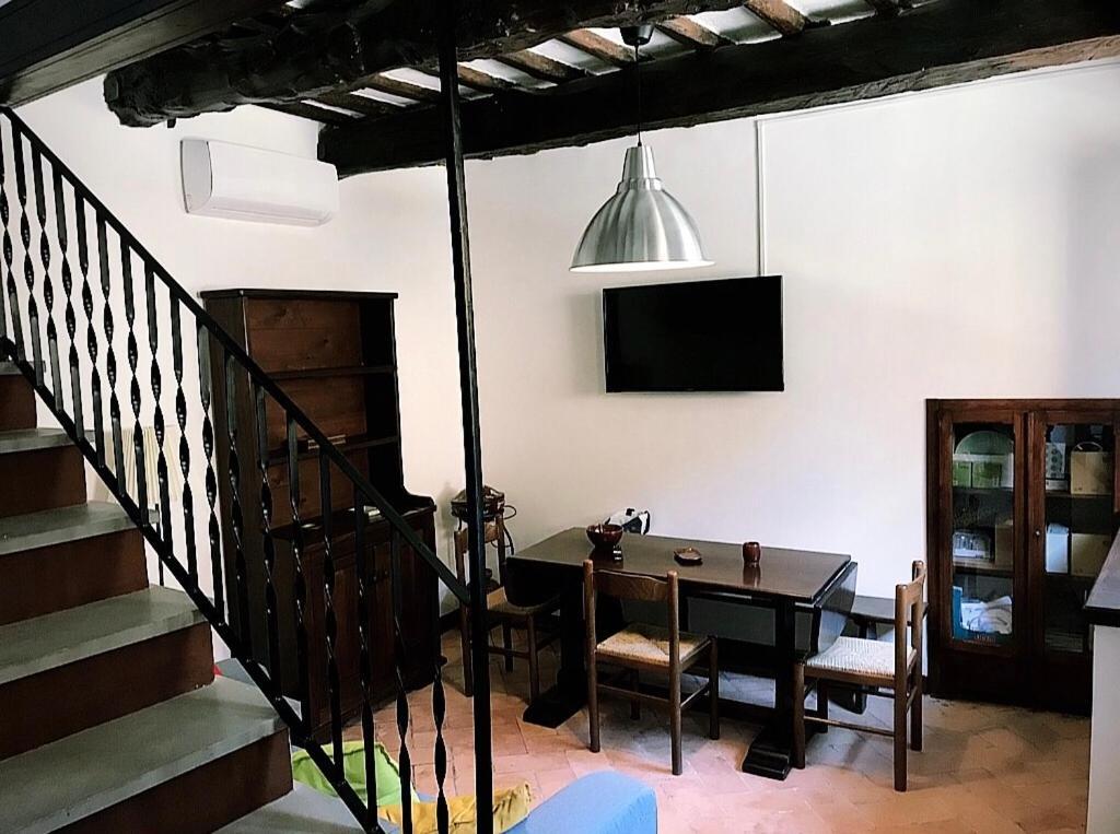 カメリーノ La Torre Di Morro Bed & Breakfast エクステリア 写真